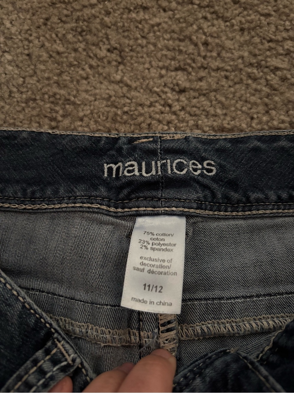 Y2k Vintage Women's Blue Bootcut Jeans with Embellished Back Pockets - Picture 4 of 5